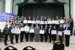 БОРБОР КАЛААДАГЫ МЕКТЕПТЕРГЕ СЕРТИФИКАТТАР ТАПШЫРЫЛДЫ