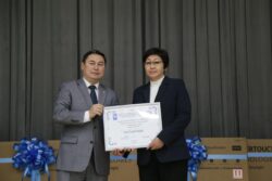 БОРБОР КАЛААДАГЫ МЕКТЕПТЕРГЕ СЕРТИФИКАТТАР ТАПШЫРЫЛДЫ