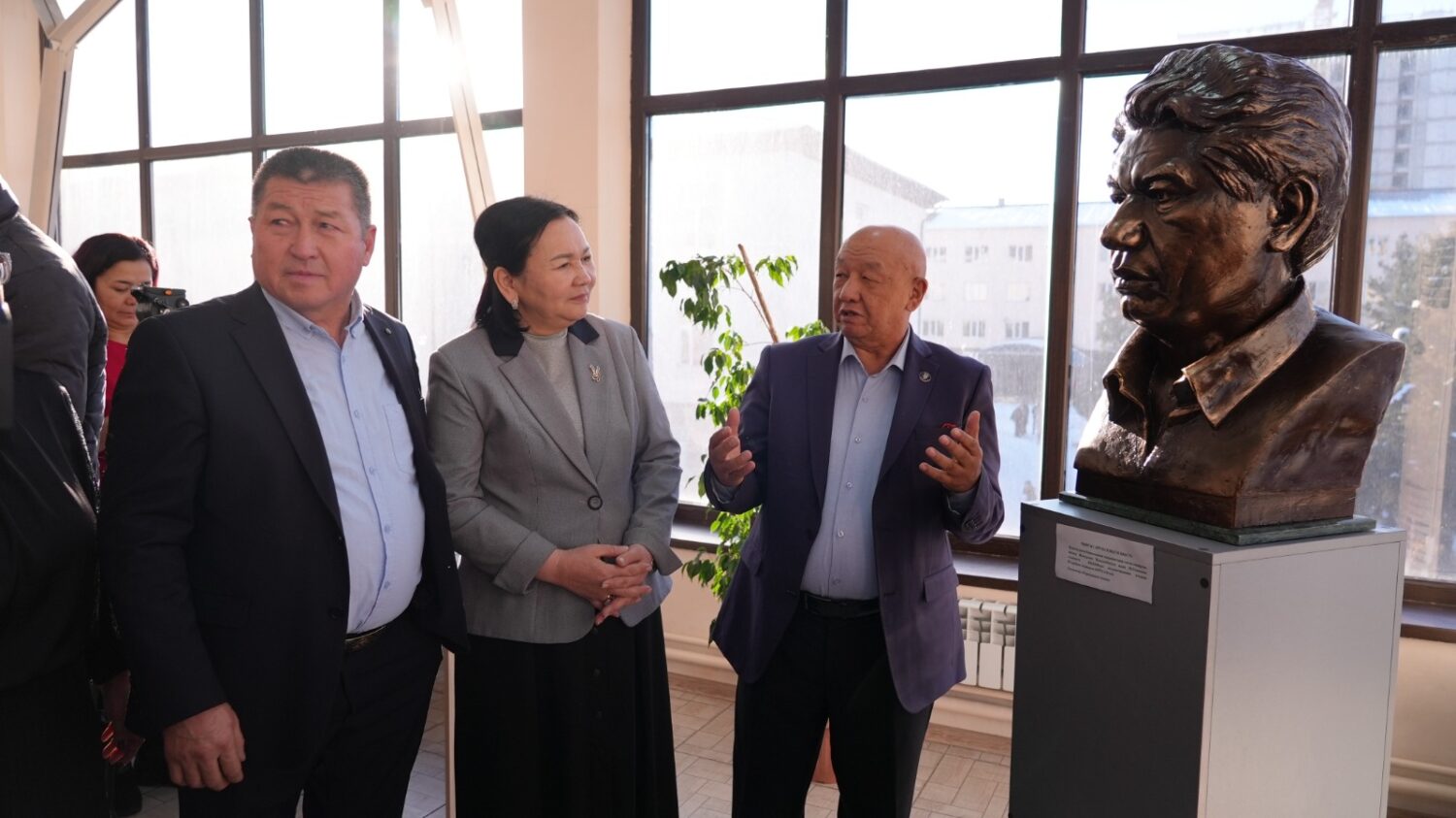 КМУДА ЧЫҢГЫЗ АЙТМАТОВДУН АЙКЕЛИ ОРНОТУЛДУ