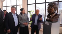 КМУДА ЧЫҢГЫЗ АЙТМАТОВДУН АЙКЕЛИ ОРНОТУЛДУ