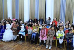 Балдар үчүн балаты майрамы