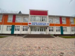 БИШКЕК ШААРЫНДАГЫ ЖАҢЫ САЛЫНГАН БИЛИМ БЕРҮҮ ОБЪЕКТИЛЕРИНЕ ПРЕСС-ТУР УЮШТУРУЛДУ