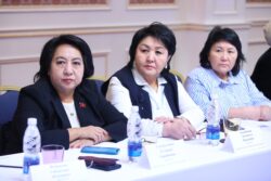 КЭУИИУда транспортту өнүктүрүүнүн негизги тренддери талкууланды