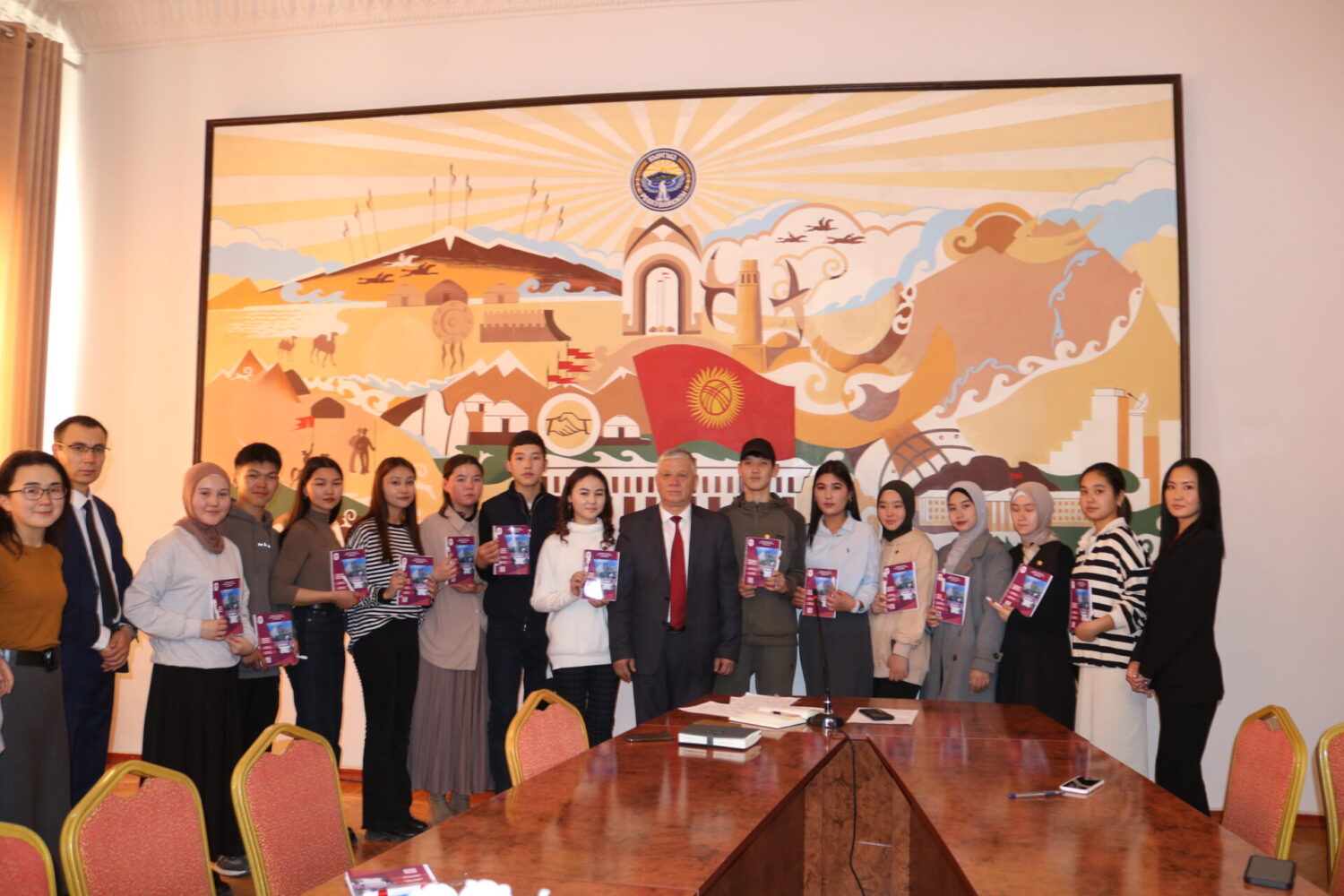 ОШМУДА «ИНТЕРНАЦИОНАЛ ДОСТУК КЛУБУ» ТҮЗҮЛӨТ