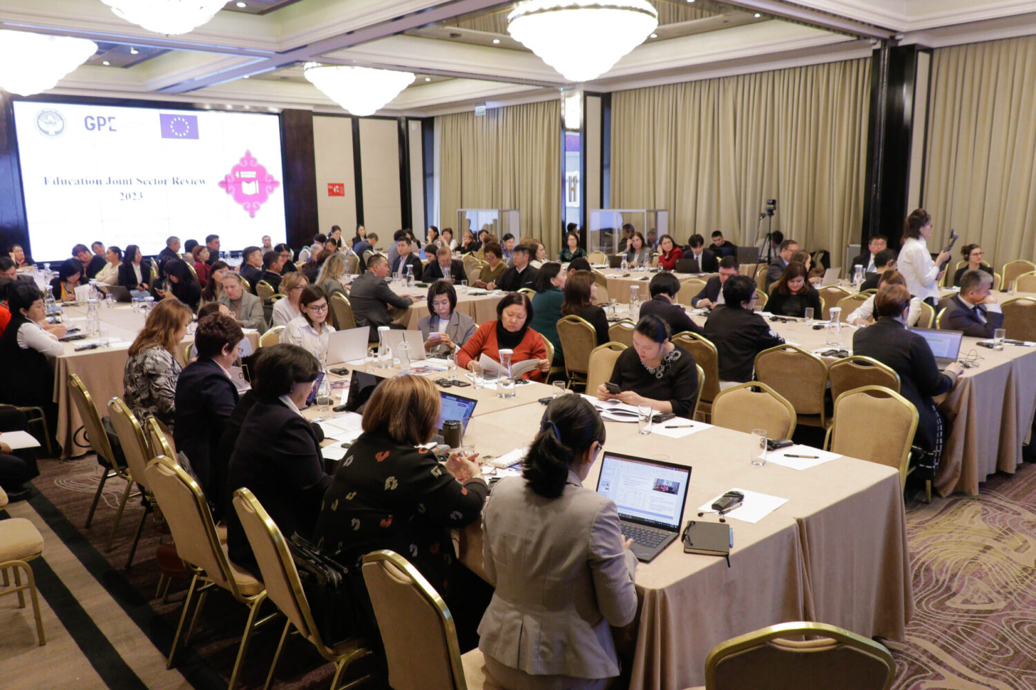 ДОГДУРКҮЛ КЕНДИРБАЕВА: “ТӨМ 4 – ТУРУКТУУ ӨНҮГҮҮ МАКСАТТАРЫНЫН ЭҢ МААНИЛҮҮСҮ»