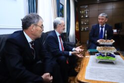 Виктор Козодай ОшМУга келди