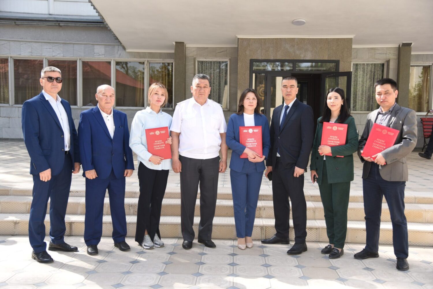 АТЫ ДАЛАЙ ӨЗГӨРТҮЛГӨН, ЗАТЫ КЫМБАТ “БЕТМЕ-БЕТ” ГЕЗИТИНЕ 90 ЖЫЛ