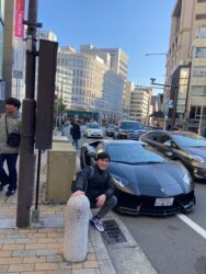 ЖАПОНИЯДА ИЙГИЛИККЕ ЖЕТКЕН СТУДЕНТ