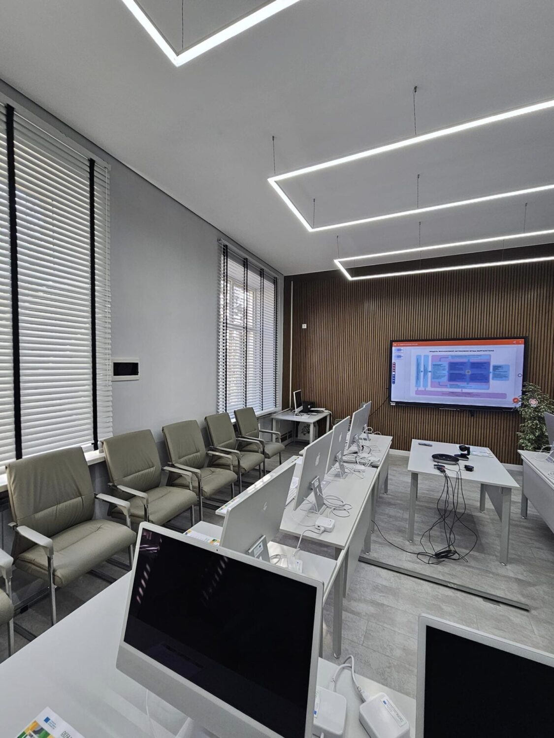 КМТУда КӨНДҮМДӨРДҮ ӨНҮКТҮРҮҮ БОРБОРУ АЧЫЛДЫ