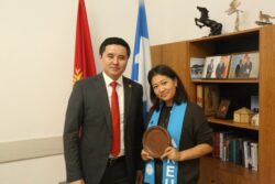 КЭУНУН СТУДЕНТТЕРИ ФРАНЦИЯДА ТАЖРЫЙБА ТОПТОЙТ