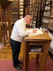 КМУНУН ПРОРЕКТОРУ ВЕНГРИЯГА БАРДЫ