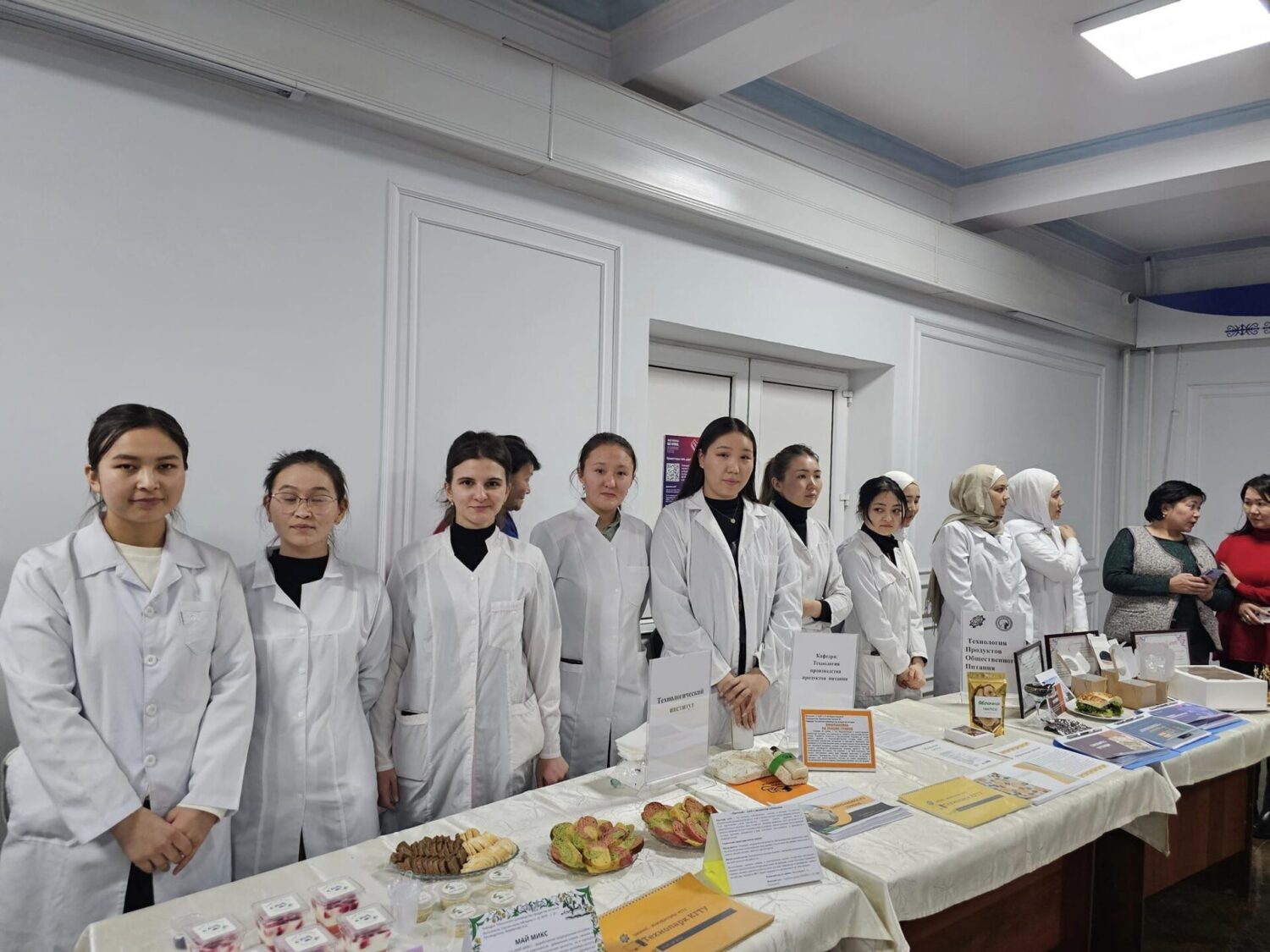 МИНИСТР ФИНАНСОВ ОЗНАКОМИЛСЯ СО СТУДЕНЧЕСКИМИ СТАРТАП ПРОЕКТАМИ В КГТУ