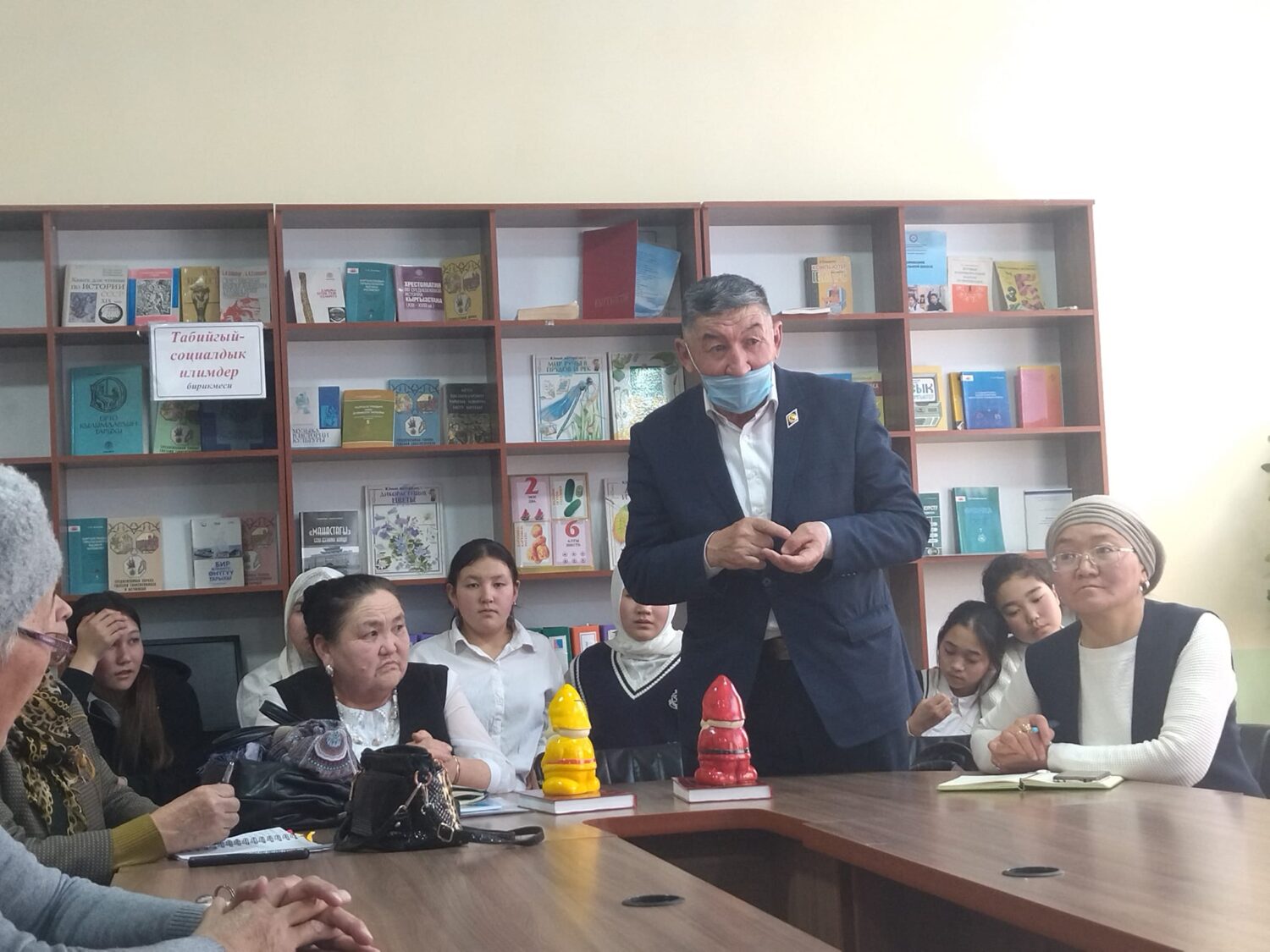 «КУРАМА ЖЫЙЫП ЖУРТ КЫЛДЫМ, КУЛААЛЫ ТАПТАП КУШ КЫЛДЫМ»