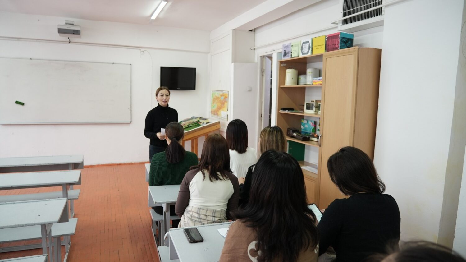 КМУНУН СТУДЕНТТЕРИ ЖАПОНИЯДА ТАЖРЫЙБА ТОПТОЙТ