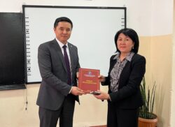 КЭУ №74 лицейде класс ачты