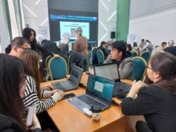 КЫРГЫЗ ВИКИПЕДИЯСЫН ӨНҮКТҮРҮҮГӨ БАГЫТТАЛГАН ОКУТУУ