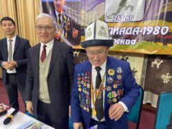 БЕШИНЧИ ЛИЦЕЙДИН БАЛДАРЫНА АТАКТУУ ЧЕМПИОНДУН БАТАСЫ