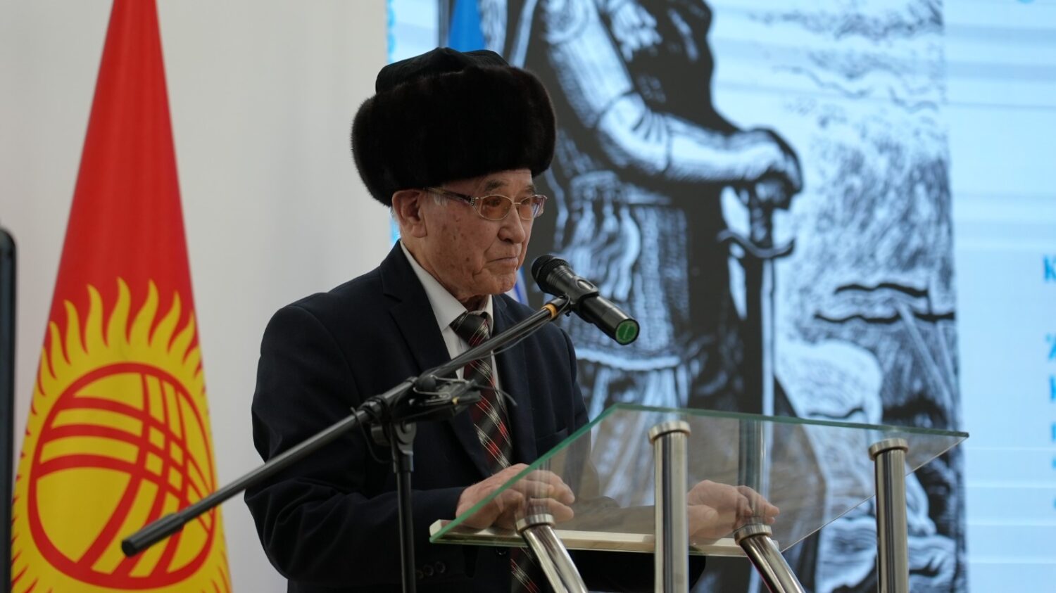 СОВЕТБЕК БАЙГАЗИЕВДИН ЭМГЕКТЕРИ