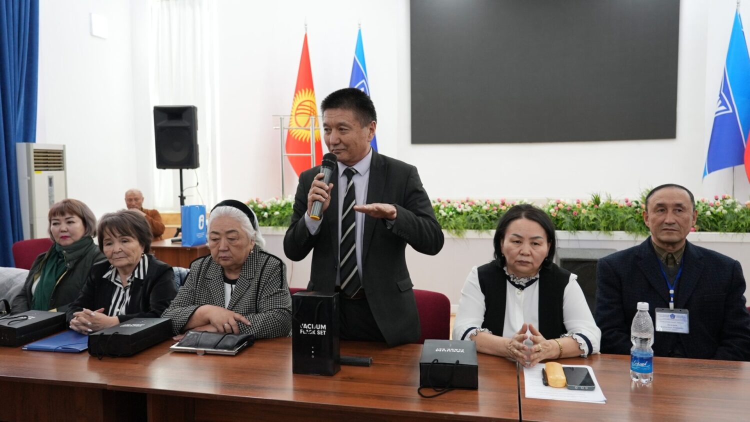 КМУ АККРЕДИТАЦИЯДАН ИЙГИЛИКТҮҮ ӨТТҮ