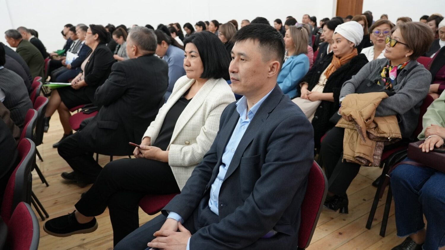 КМУ АККРЕДИТАЦИЯДАН ИЙГИЛИКТҮҮ ӨТТҮ