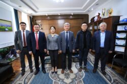 ОШМУДА РОБОТОТЕХНИКА ОКУТУУ ЖАНА ЛАБОРАТОРИЯ БОРБОРУ АЧЫЛАТ