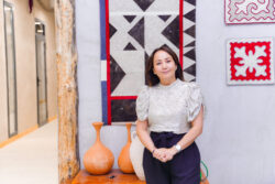 “БИЛИМКАНА” МЕНЕН БЕШ ТАРМАКТА ТААНЫЛГАН ЭЛНУРА ОСМОНАЛИЕВА