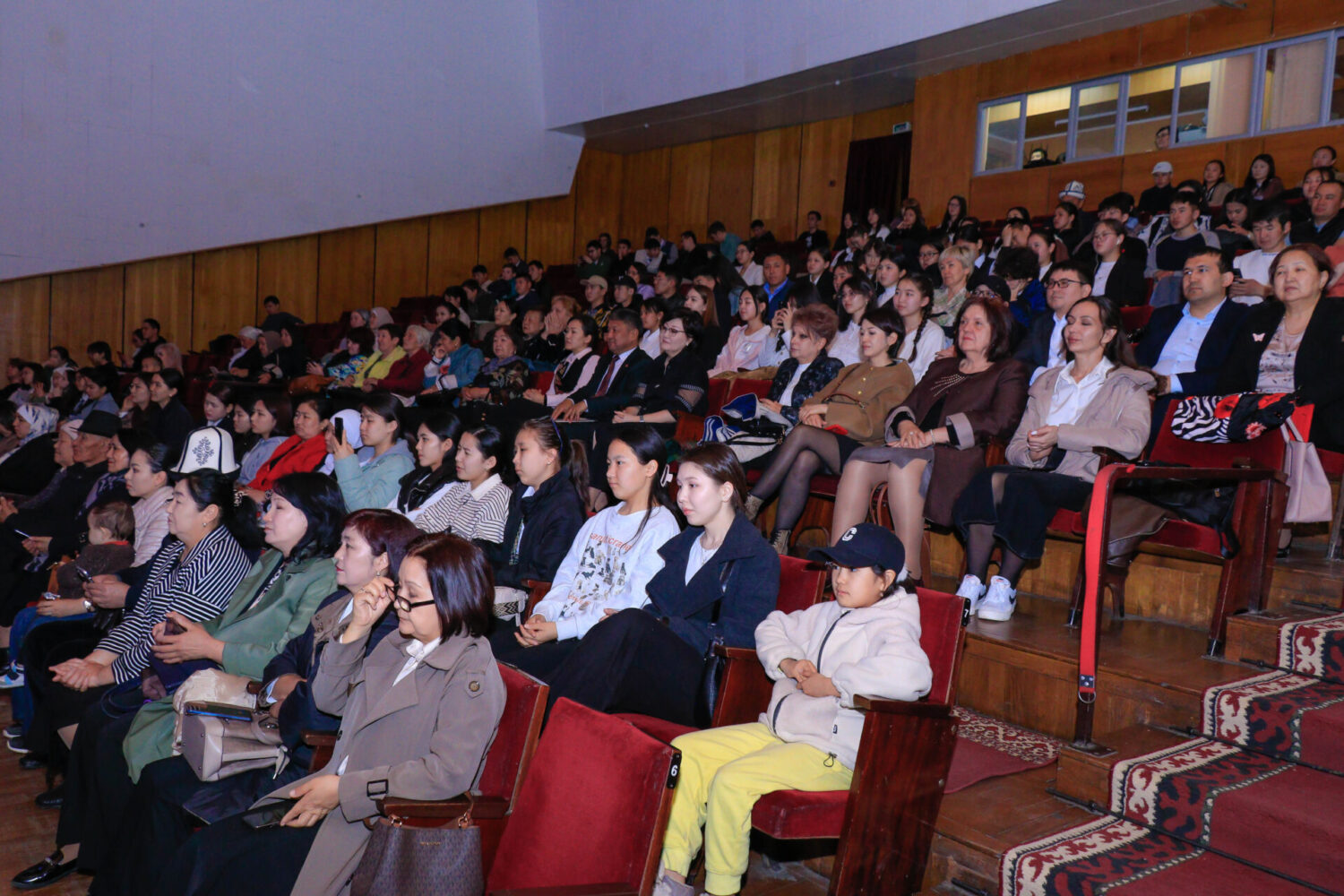 БИЛИМ ОЛИМПИНЕ ИНТЕЛЛЕКТУАЛДАР ЧЫКТЫ