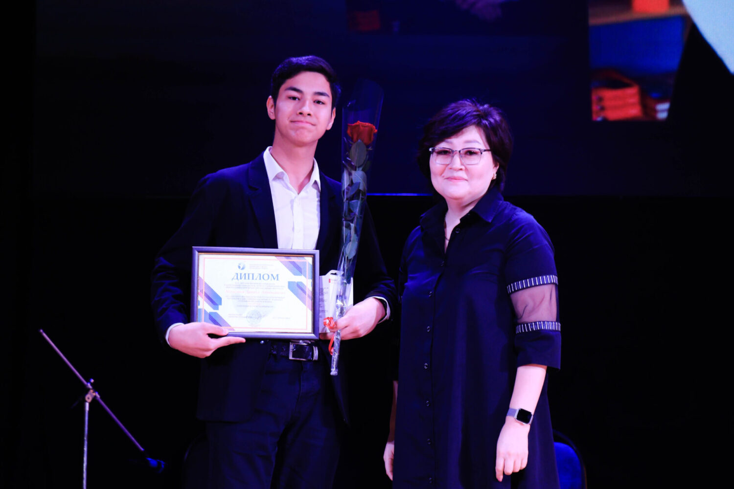 БИЛИМ ОЛИМПИНЕ ИНТЕЛЛЕКТУАЛДАР ЧЫКТЫ