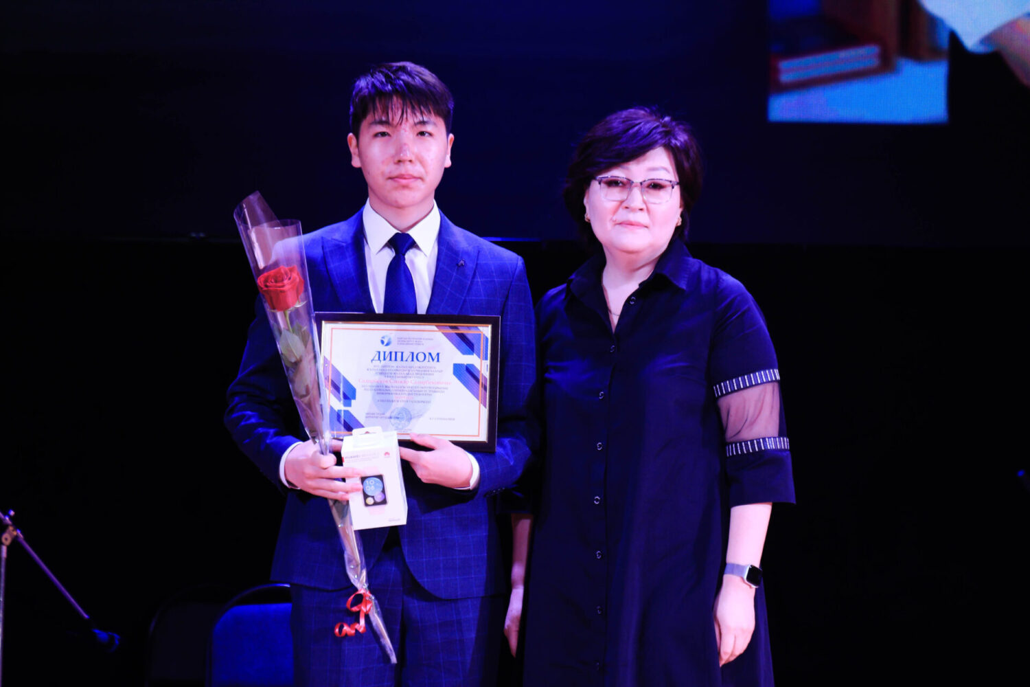 БИЛИМ ОЛИМПИНЕ ИНТЕЛЛЕКТУАЛДАР ЧЫКТЫ