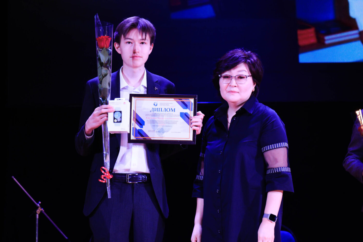 БИЛИМ ОЛИМПИНЕ ИНТЕЛЛЕКТУАЛДАР ЧЫКТЫ