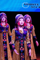 БИЛИМ ОЛИМПИНЕ ИНТЕЛЛЕКТУАЛДАР ЧЫКТЫ