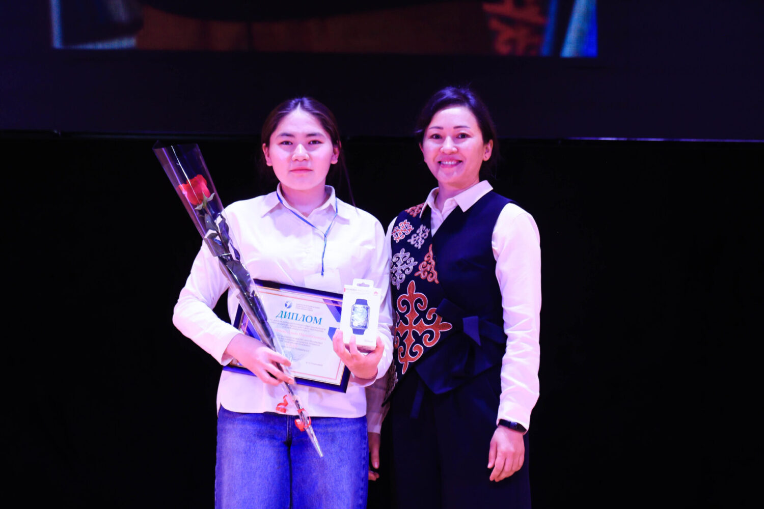 БИЛИМ ОЛИМПИНЕ ИНТЕЛЛЕКТУАЛДАР ЧЫКТЫ