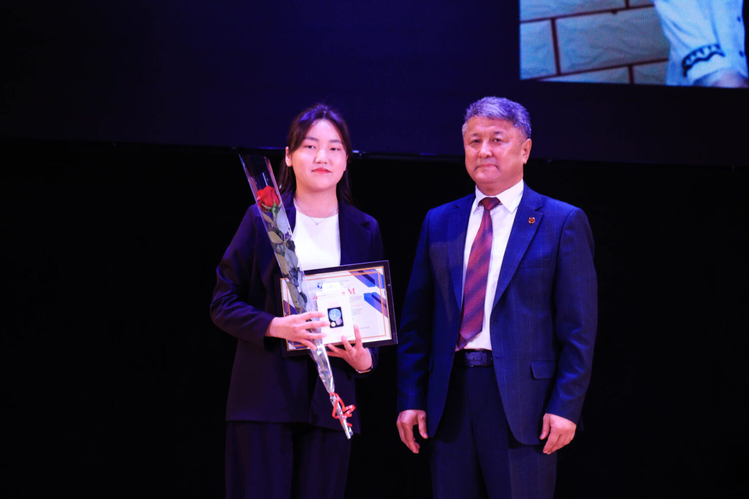 БИЛИМ ОЛИМПИНЕ ИНТЕЛЛЕКТУАЛДАР ЧЫКТЫ