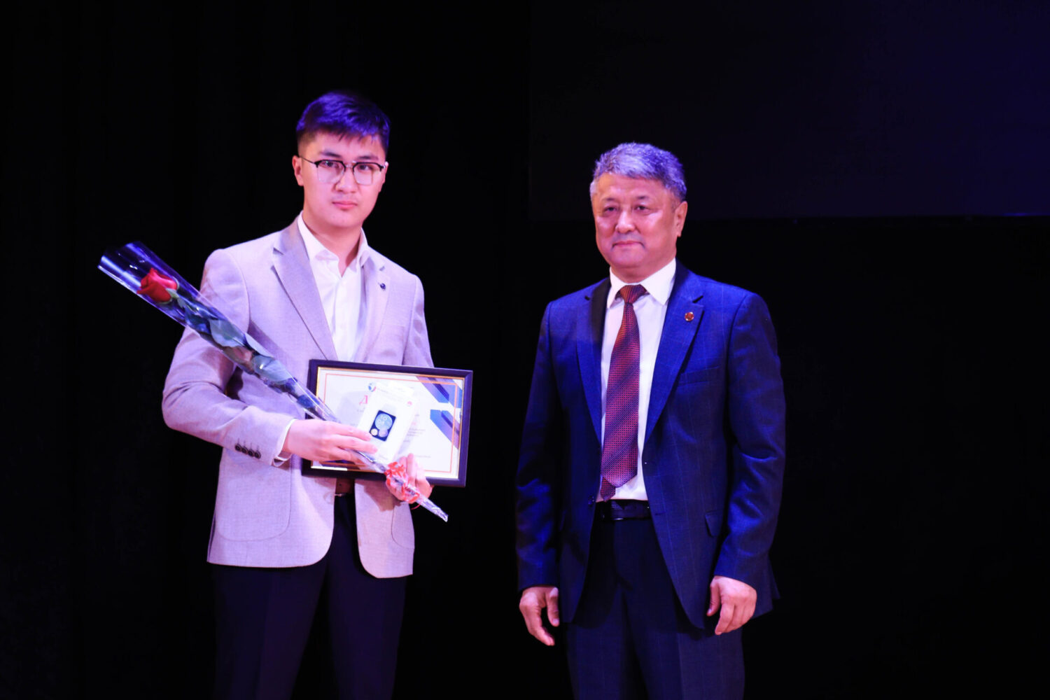 БИЛИМ ОЛИМПИНЕ ИНТЕЛЛЕКТУАЛДАР ЧЫКТЫ