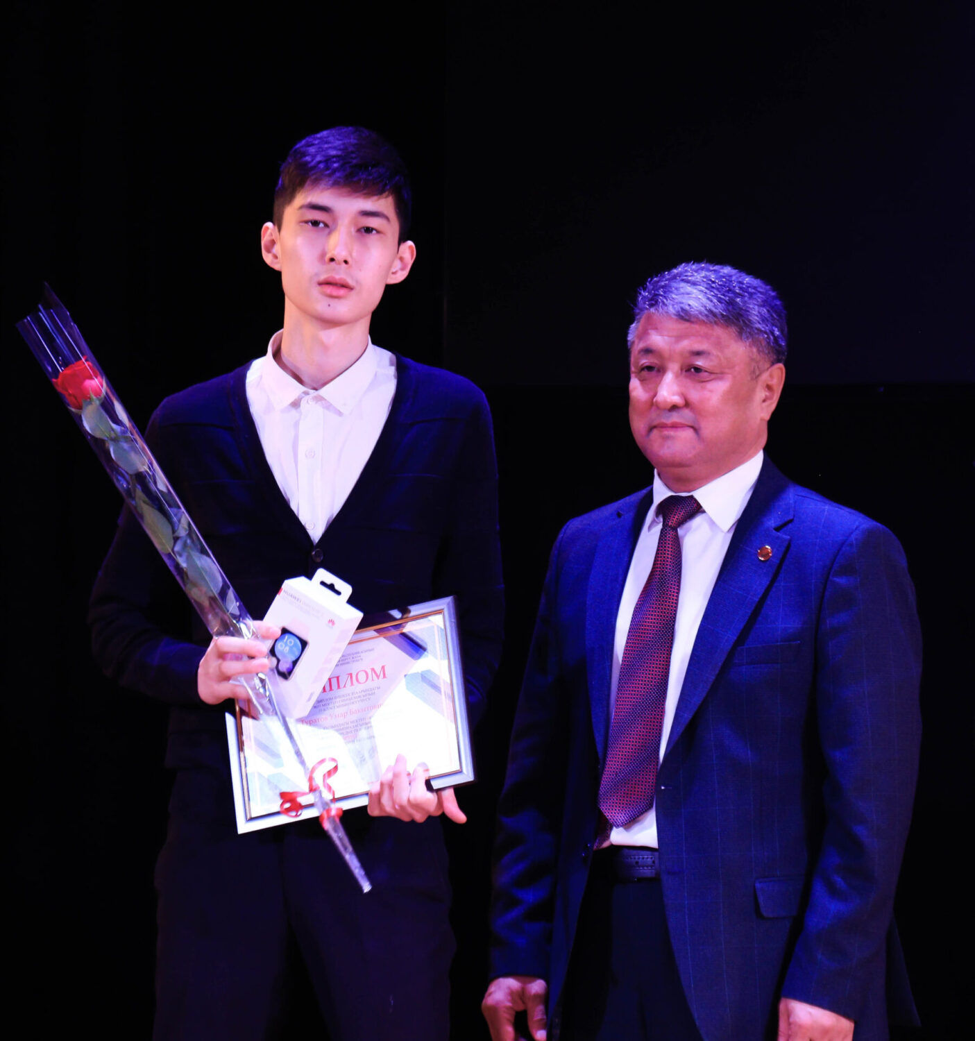 БИЛИМ ОЛИМПИНЕ ИНТЕЛЛЕКТУАЛДАР ЧЫКТЫ