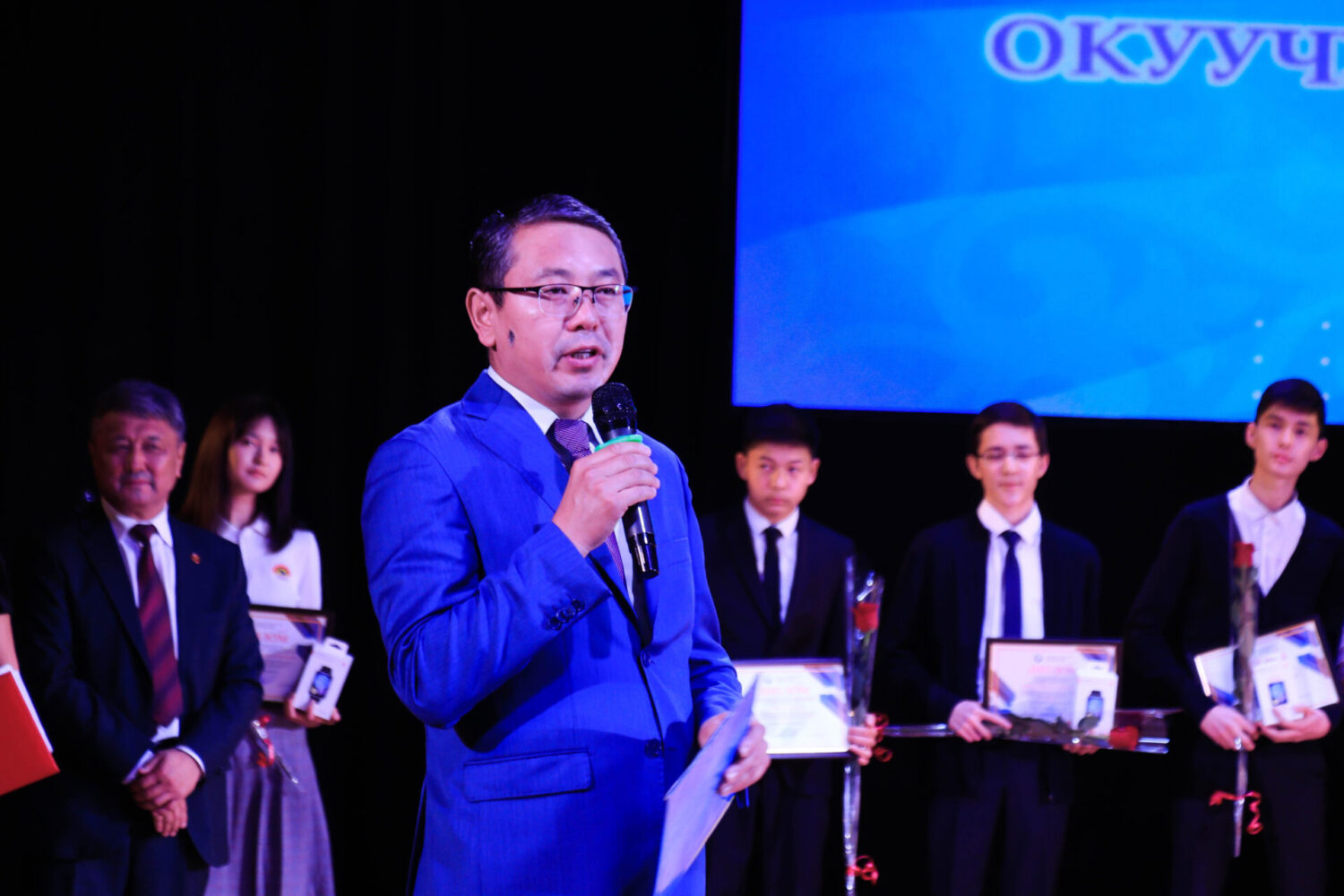 БИЛИМ ОЛИМПИНЕ ИНТЕЛЛЕКТУАЛДАР ЧЫКТЫ