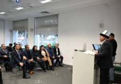 НУРЛАНБЕК ШАКИЕВ КЕМБРИДЖДЕ