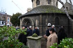 НУРЛАНБЕК ШАКИЕВ КЕМБРИДЖДЕ