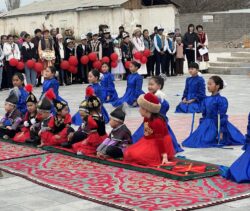 “Өнөрүң болсо, өргө чап”. Балыкчыдагы “Өнөртай” фестивалы