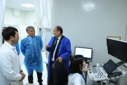 КЫРГЫЗСТАНДА БИРИНЧИ ЖОЛУ БООР АЛМАШТЫРУУ ОПЕРАЦИЯСЫ ОШМУДА ЖАСАЛАТ