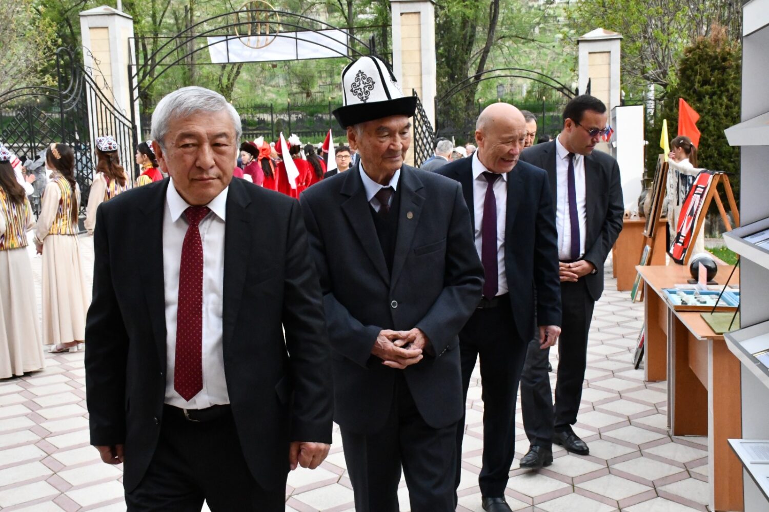 АКАДЕМИК МУХАММАДЖАН МАМАСАИДОВДУН 75 ЖЫЛДЫГЫНА АРНАЛДЫ