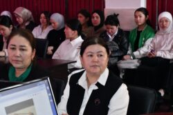 «ЭНЕ АДАТЫ — КЫЗГА ҮЛГҮ»