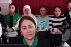 «ЭНЕ АДАТЫ — КЫЗГА ҮЛГҮ»