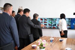 Акылбек Жапаров: курулушу көп жылдан бери созулуп жаткан мектептердин 80 пайызы курулуп бүттү