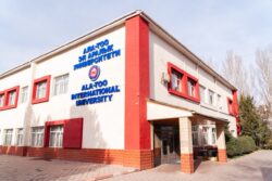 “Ала-Тоо” Эл аралык университети – дүйнөгө ачылган каалга!