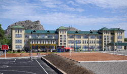 ПРЕЗИДЕНТ САДЫР ЖАПАРОВ: Ар бир курулган мектеп— өлкөбүздүн өнүгүүсүнө кошулган салым