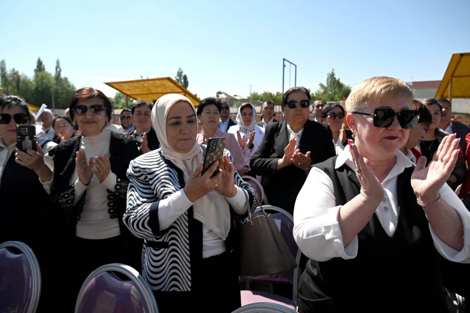 ПРЕЗИДЕНТ САДЫР ЖАПАРОВ: Ар бир курулган мектеп— өлкөбүздүн өнүгүүсүнө кошулган салым