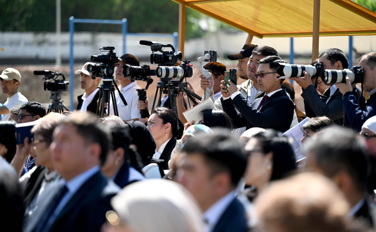 ПРЕЗИДЕНТ САДЫР ЖАПАРОВ: Ар бир курулган мектеп— өлкөбүздүн өнүгүүсүнө кошулган салым