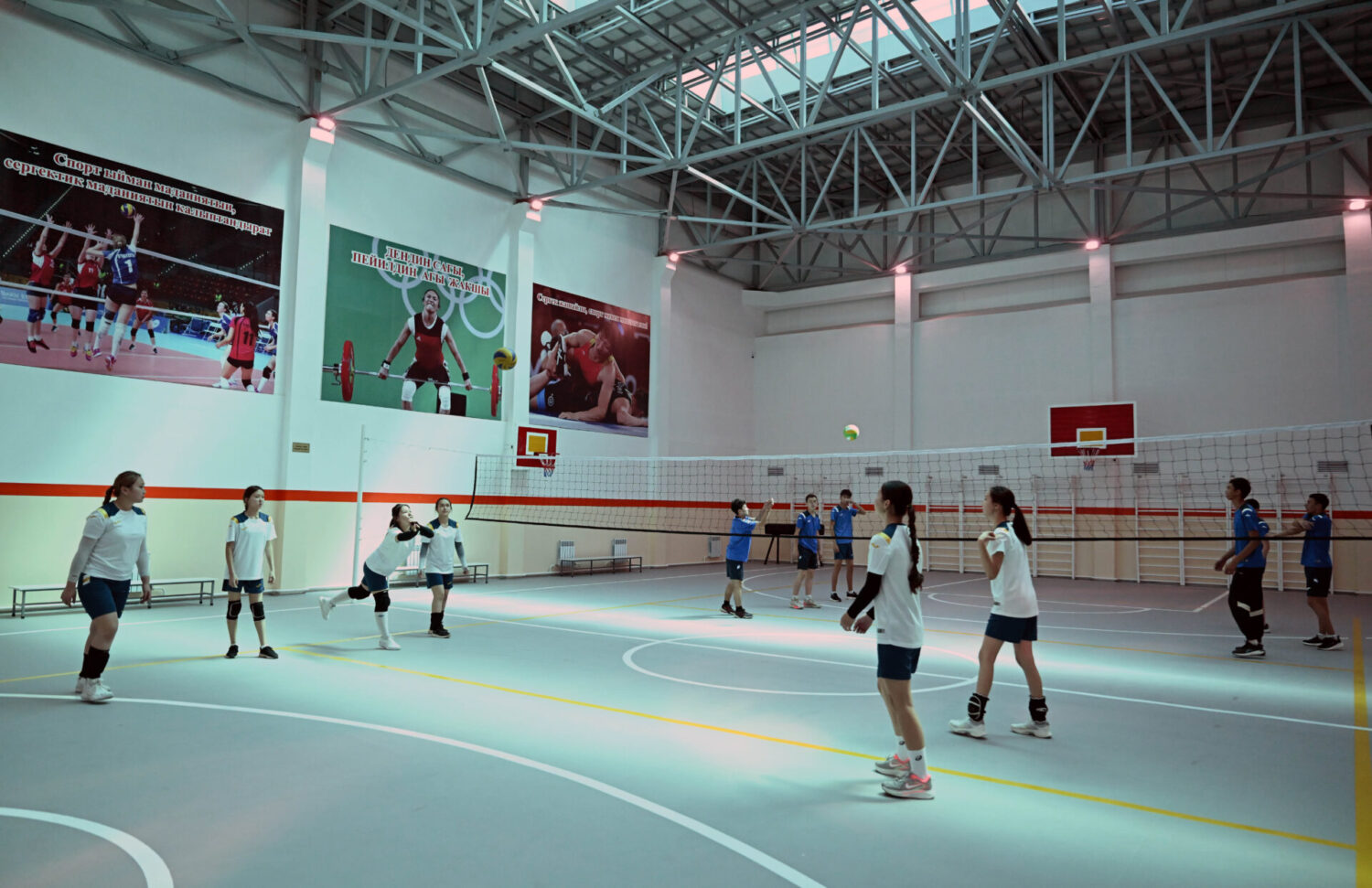 ПРЕЗИДЕНТ САДЫР ЖАПАРОВ: Ар бир курулган мектеп— өлкөбүздүн өнүгүүсүнө кошулган салым