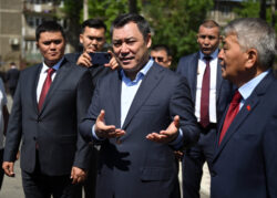 ПРЕЗИДЕНТ САДЫР ЖАПАРОВ: Ар бир курулган мектеп— өлкөбүздүн өнүгүүсүнө кошулган салым